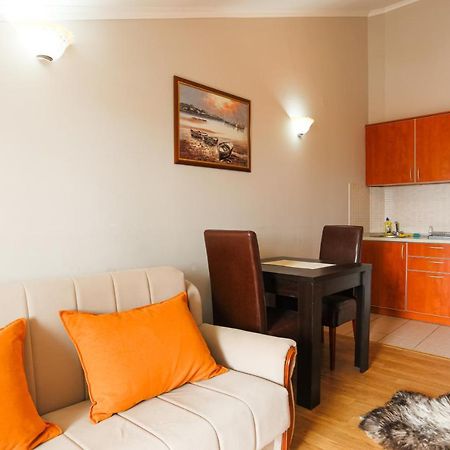 Guest House Perper Тиват Екстериор снимка